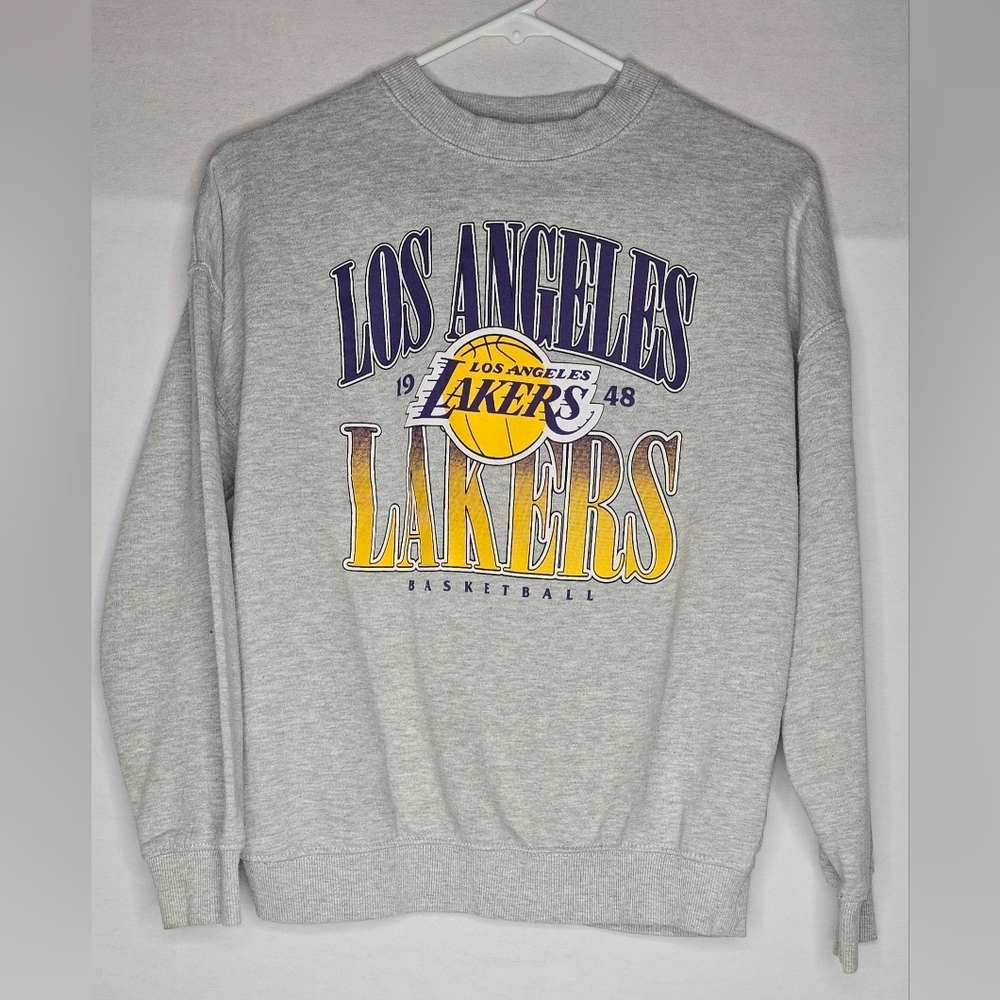 Vintage Los Angeles Lakers Sweatshirt Large Womens 90s NBA Crewneck Pullover